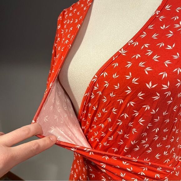 Red leaf fake Wrap short sleeve Dress size medium - Picture 3 of 12